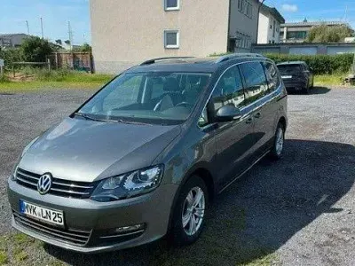 Gebraucht VW Sharan Highline 140 PS (102 kW) 2011 Grau Van / Kleinbus