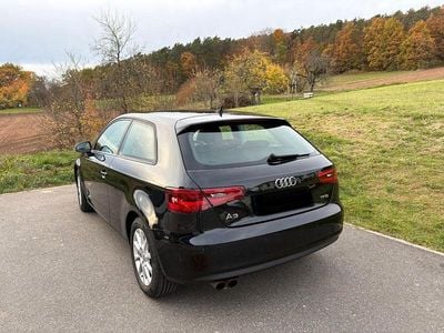 Gebraucht Audi A3 Attraction 125 PS (91 kW) 2013 Schwarz Limousine