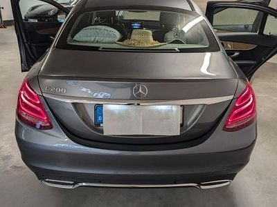 Mercedes 200