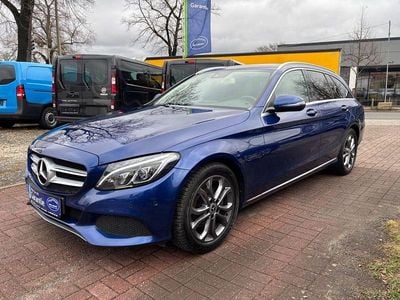Gebraucht Mercedes C220 170 PS (125 kW) 2017 Blau Limousine