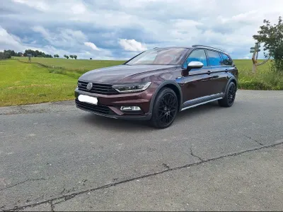 Gebraucht VW Passat 239 PS (175 kW) 2016 Rot Limousine