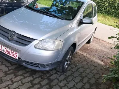 Gebraucht VW Fox 54 PS (39 kW) 2007 Silber Kleinwagen