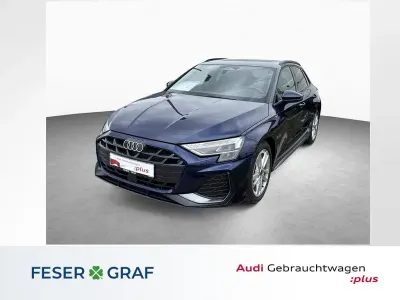 Gebraucht Audi A3 S-Line 116 PS (85 kW) 2025 Navarrablau metallic Limousine