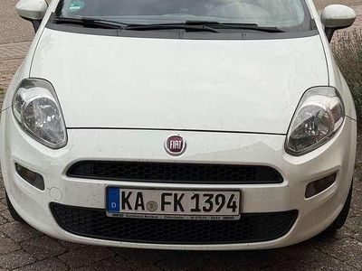 Gebraucht Fiat Punto Classica 60 PS (44 kW) 2016 Weiß Kleinwagen