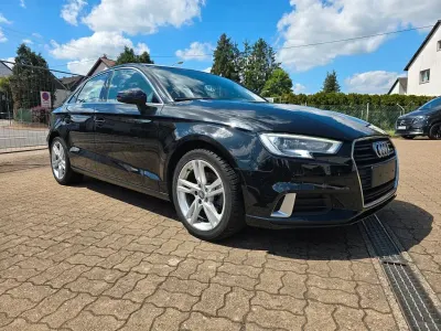 Używany Audi A3 Sport 116 KM (85 kW) 2018 Czarny Sedan/Limuzyna