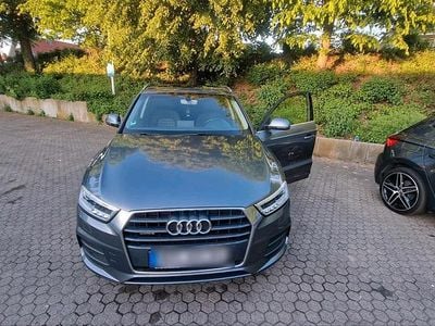 Gebraucht Audi Q3 S-Line 184 PS (135 kW) 2016 Silber SUV