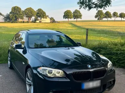 Gebraucht BMW 530 M Sport 258 PS (189 kW) 2012 Grau Kombi