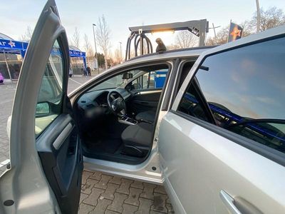 Usata Opel Astra 90 CV (66 kW) 2008 Grigio Station wagon