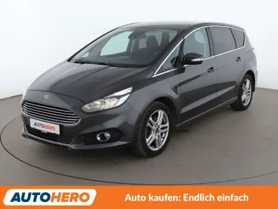 Gebraucht Ford S-MAX Titanium 190 PS (139 kW) 2019 Grau Van / Kleinbus
