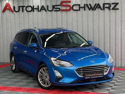 Second-hand Ford Focus Titanium 125 CP (91 kW) 2018 Albastru Break