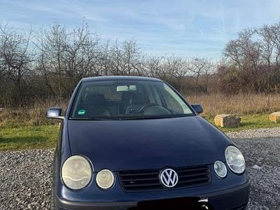 Blau Gebraucht 2002 VW Polo Kleinwagen | 1.000 € (Fairer Preis)