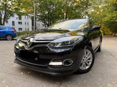 Schwarz Gebraucht 2016 Renault Mégane III LIMITED Limousine | 8.000 € (Fairer Preis)