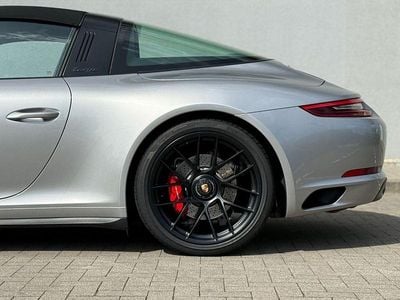 Porsche 911 Targa 4