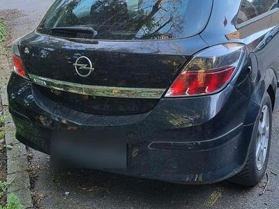 Usata Opel Astra GTC 85 CV (62 kW) 2009 Blu Coupé