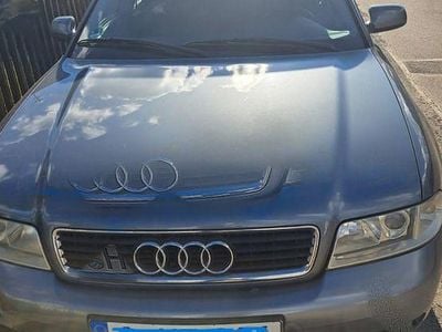Gebraucht Audi A4 102 PS (75 kW) 2001 Silber Kombi