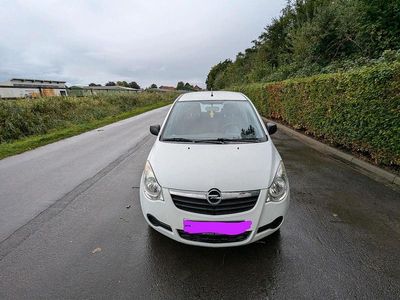 Opel Agila