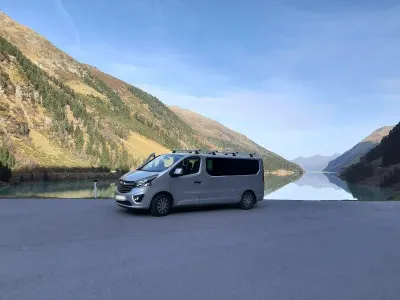 Gebraucht Opel Vivaro 125 PS (91 kW) 2016 Silber Van / Kleinbus