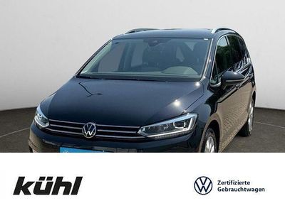Deep black perleffekt Gebraucht 2024 VW Touran Highline Van / Kleinbus | 35.590 € (Fairer Preis)