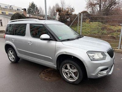 Silber Gebraucht 2016 Skoda Yeti LAURIN & KLEMENT SUV | 10.999 € (Guter Preis)