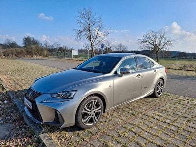 Gebraucht Lexus IS300 Sport Line 223 PS (164 kW) 2018 Silber Limousine