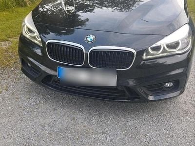 BMW 218