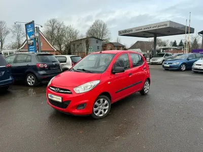 Gebraucht Hyundai i10 Edition 69 PS (50 kW) 2013 Rot Kleinwagen