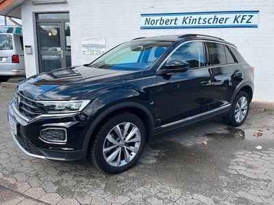 Second-hand VW T-Roc Style 116 CP (85 kW) 2018 Negru SUV
