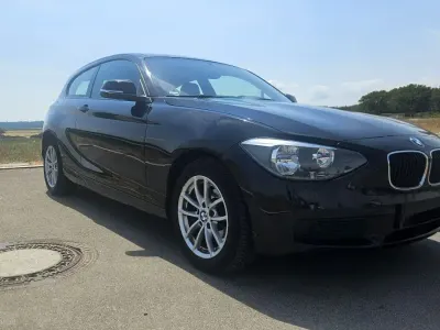 Gebraucht BMW 116 Sport Line 136 PS (100 kW) 2014 Schwarz Kleinwagen