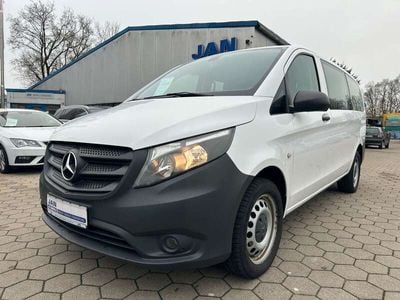 Mercedes V200