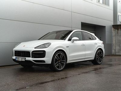 Weiß Gebraucht 2022 Porsche Cayenne Coupe Coupé | 79.900 €