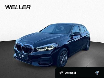 Schwarz (schwarz) Gebraucht 2022 BMW 118 Advantage Kleinwagen | 20.650 € (Guter Preis)