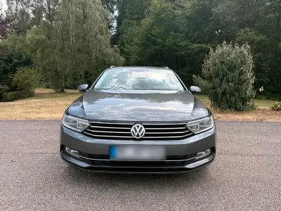 Gebraucht VW Passat Comfortline 120 PS (88 kW) 2017 Grau Kombi