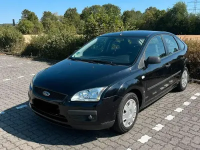 Gebraucht Ford Focus 100 PS (73 kW) 2006 Schwarz Kleinwagen