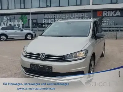 Usata VW Touran 150 CV (110 kW) 2025 Argento Monovolume