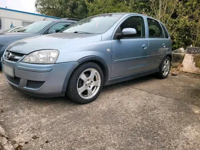 Brugt Opel Corsa 80 HK (58 kW) 2005 Grå Hatchback