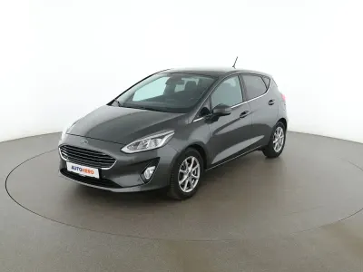 Używany Ford Fiesta Titanium 2018 Szary Hatchback