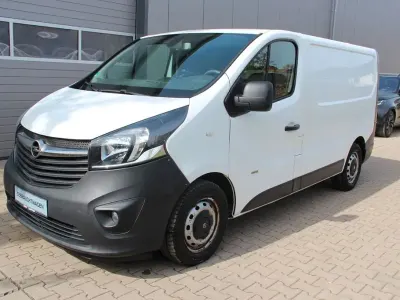 Używany Opel Vivaro 120 KM (88 kW) 2015 Biały Minivan
