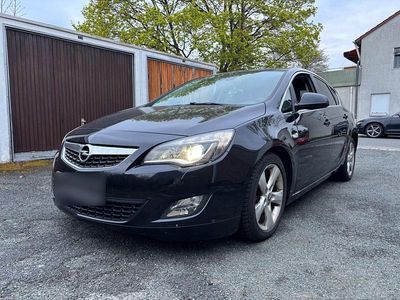 Usata Opel Astra Innovation 160 CV (117 kW) 2011 Nero Berlina