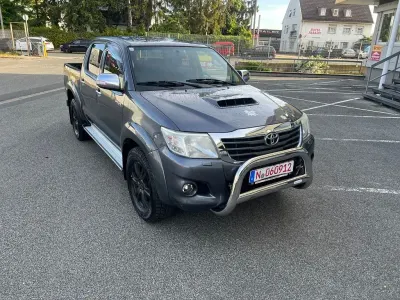 Używany Toyota HiLux 171 KM (125 kW) 2014 Szary Pickup