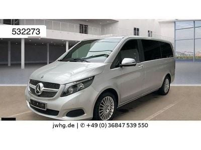 Mercedes V220