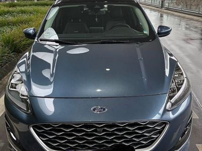 Gebraucht Ford Kuga Vignale 190 PS (139 kW) 2024 Blau SUV