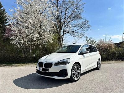 Gebraucht BMW 218 Advantage 140 PS (102 kW) 2019 Weiß Van / Kleinbus