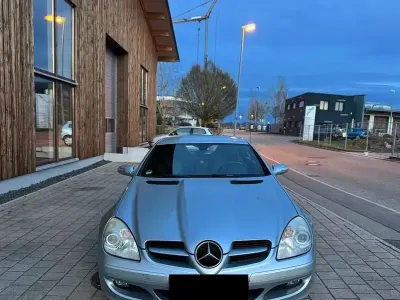 Second-hand Mercedes SLK200 163 CP (119 kW) 2006 Argintiu Cabrio