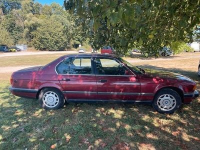 Gebraucht BMW 730 188 PS (138 kW) 1991 Rot Limousine