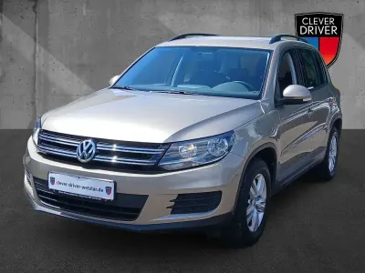 Gebraucht VW Tiguan Trendline 160 PS (117 kW) 2014 Titanium beige metallic (metallic) SUV