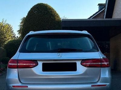 Mercedes E220