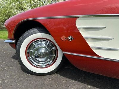 Rot Gebraucht 1960 Corvette C1 Cabrio | 69.900 €