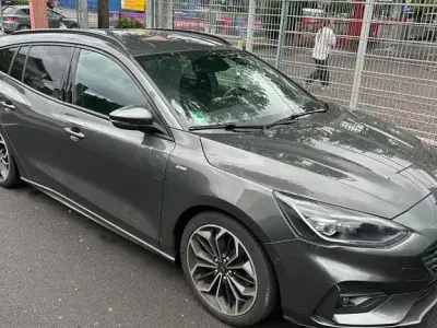 Gebraucht Ford Focus ST-Line 150 PS (110 kW) 2021 Limousine