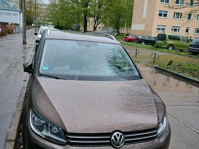 Usata VW Touran 140 CV (102 kW) 2015 Marrone Monovolume