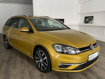 Second-hand VW Golf VII Highline 150 CP (110 kW) 2018 Galben Break